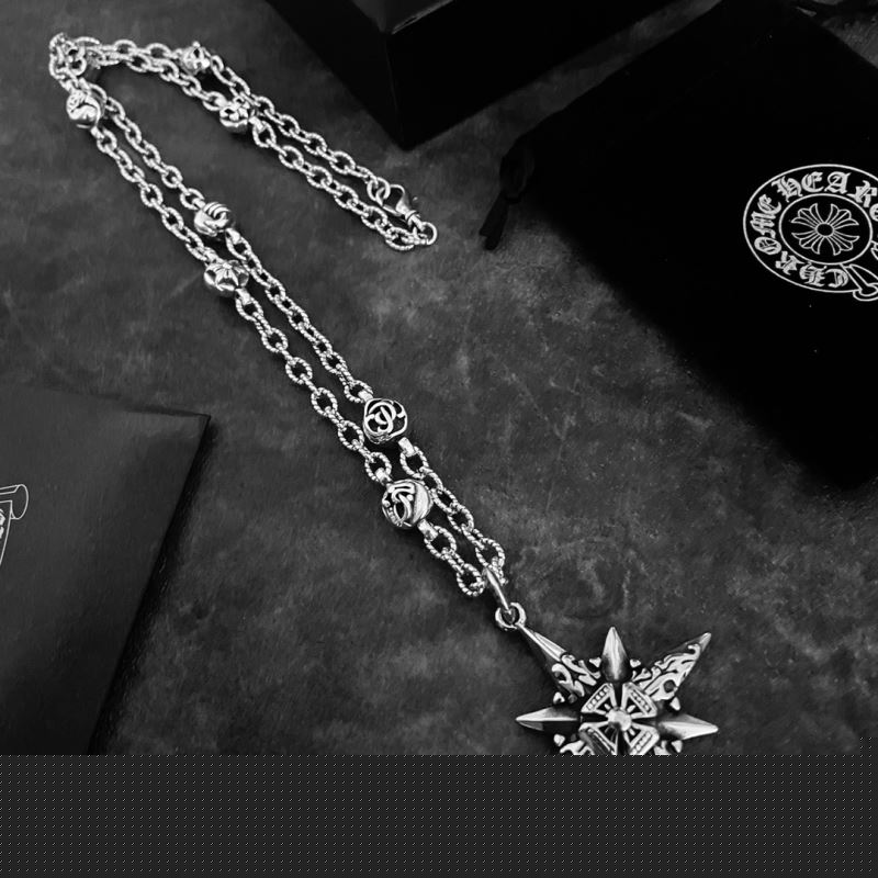 Ch**me He**ts necklaces